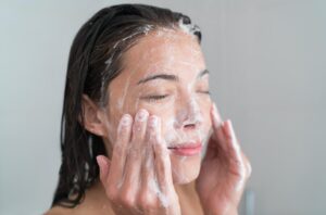 Chăm Sóc Da Sau Khi Trang Điểmmoinhat